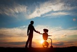 Roboter und Mensch