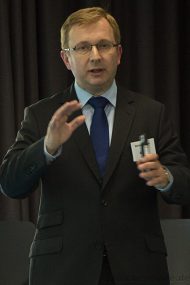 Matthias Zacher, IDC