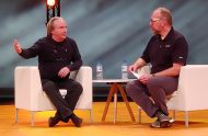 Linus Torvalds im Gespräch mit Dirk Hohndel, VMware (Foto: speicherguide.de).