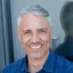Völker Manfred 1 6qReiQBR8U91LtCdmJN0kOLkAcUB3V2ZSroW7IDx 2