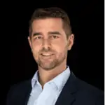 Brosche Kolja 1 GJeMK9mDSdYlbHl5ZfoJRhbciH1fmjWoGF5SrVi2 2