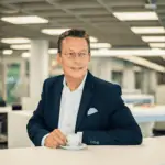 Erni Christoph 1 zPYcnwijEcBslC6nTDGoTS6JhT5JGYibb8aUGeUr 2