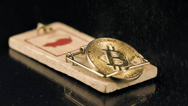 Finanzbetrug mit Liquidity Mining – Ein Symptom des Krypto-Hypes 1 Bitcoin shutterstock 1598096779