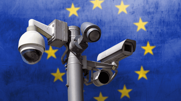 Die EU nutzt von Corona bis Krieg jede Ablenkung, um Bürger zu überwachen 1 EU Kameras shutterstock 2142691375