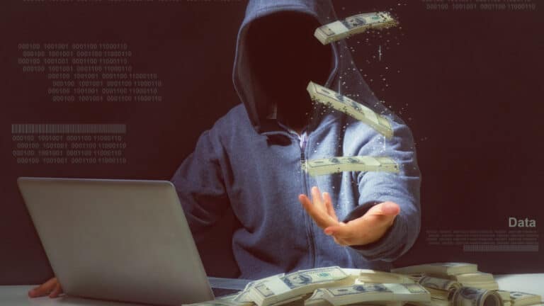 Hacker Geld shutterstock 1081216919 1920