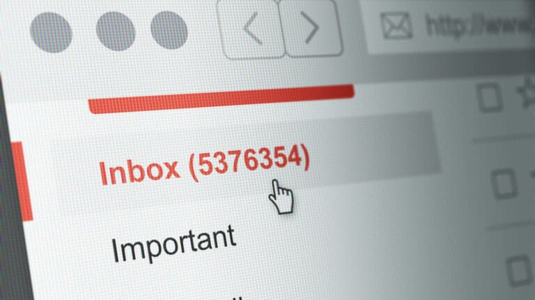 Leeres E-Mail-Postfach nach dem Urlaub? So sind Unternehmen auf der sicheren Seite 1 Postfach