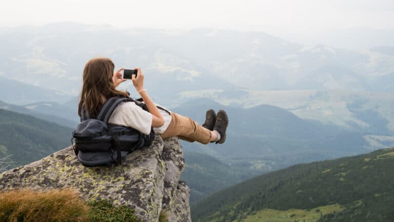 Hiking shutterstock 706546606 1920