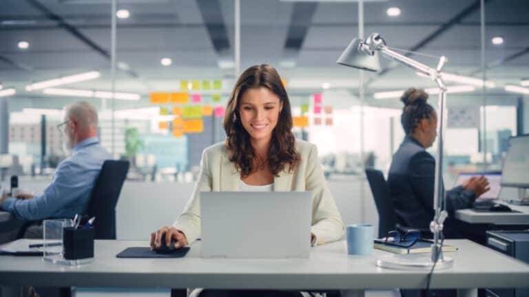 Digital Employee Experience (DEX)
