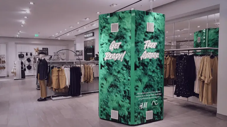 Avatar für die virtuelle Anprobe bei H&M Thailand 8 3D Scanner von NeXR bei H&M