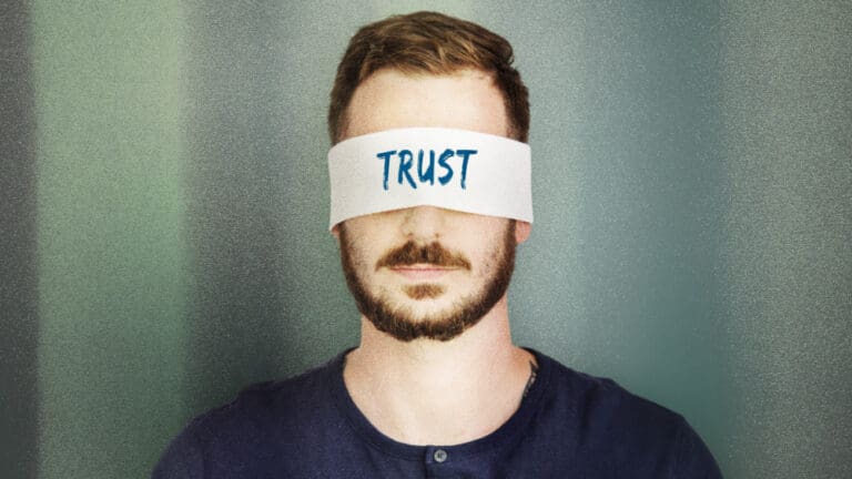 Zero Trust: Blindes Vertrauen? Fehlanzeige! 1 Blindes Vertrauen in Zero Trust