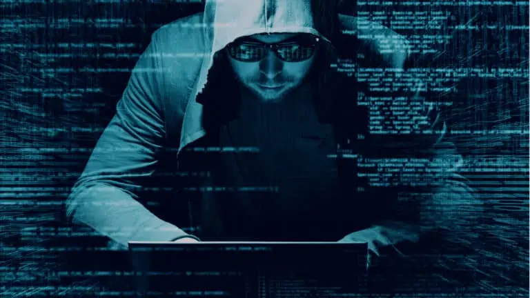 In fünf Schritten raus aus dem Bermuda-Dreieck der Cyberbedrohungen 2 shutterstock 598592378 1920x1080