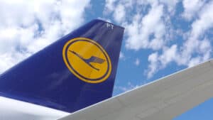 Lufthansa Quelle Simone Hogan Shutterstock 1449370202 1920