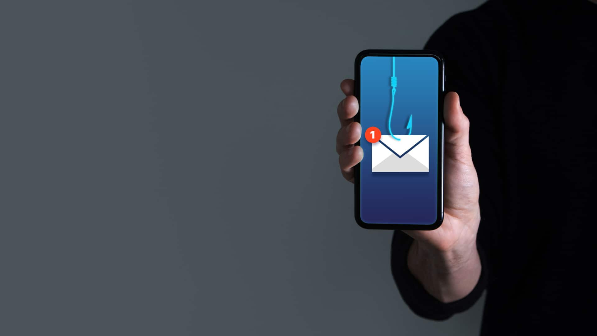 Phishing im Namen von Lufthansa, Emirates und Co. 1 Mitarbeiter, BEC, Phishing