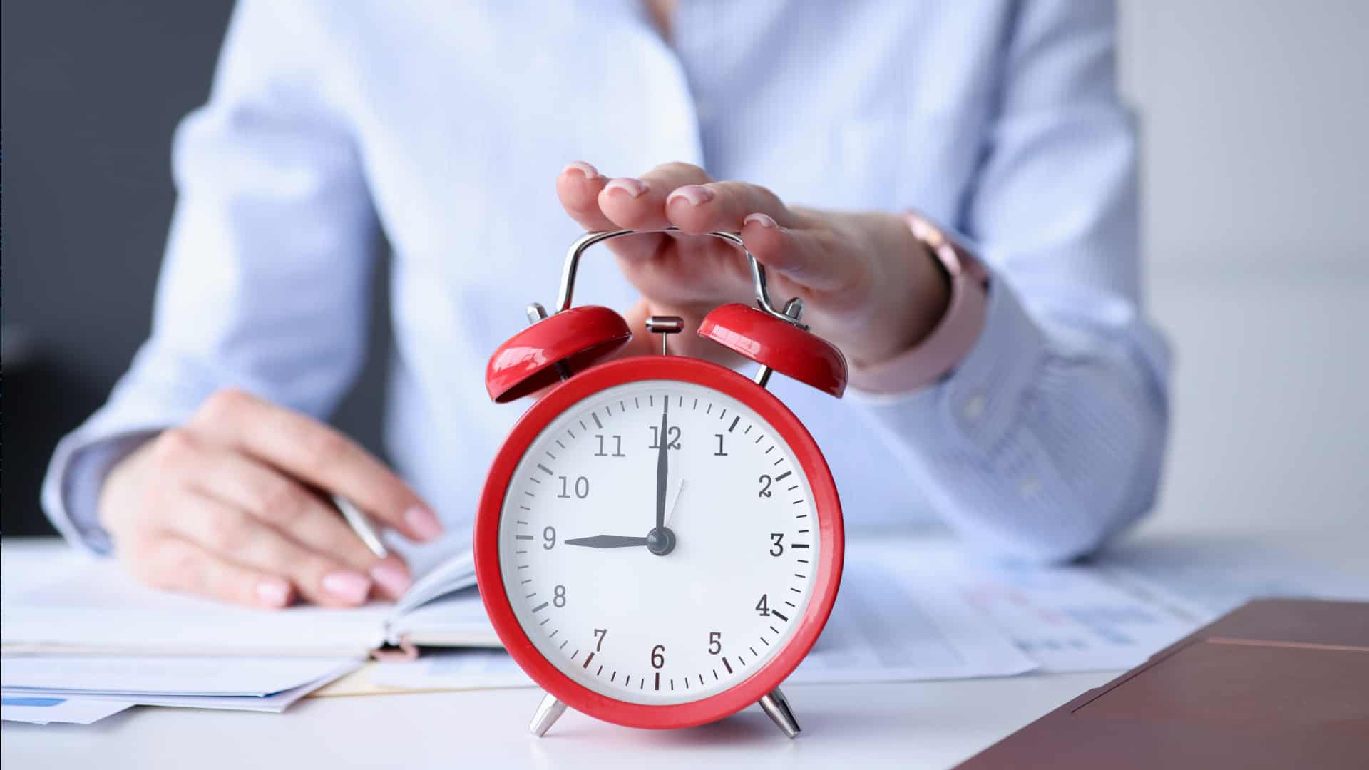 Zählt Das Umziehen Zur Arbeitszeit 59 Prozent der Unternehmen setzen Pflicht zur Arbeitszeiterfassung um