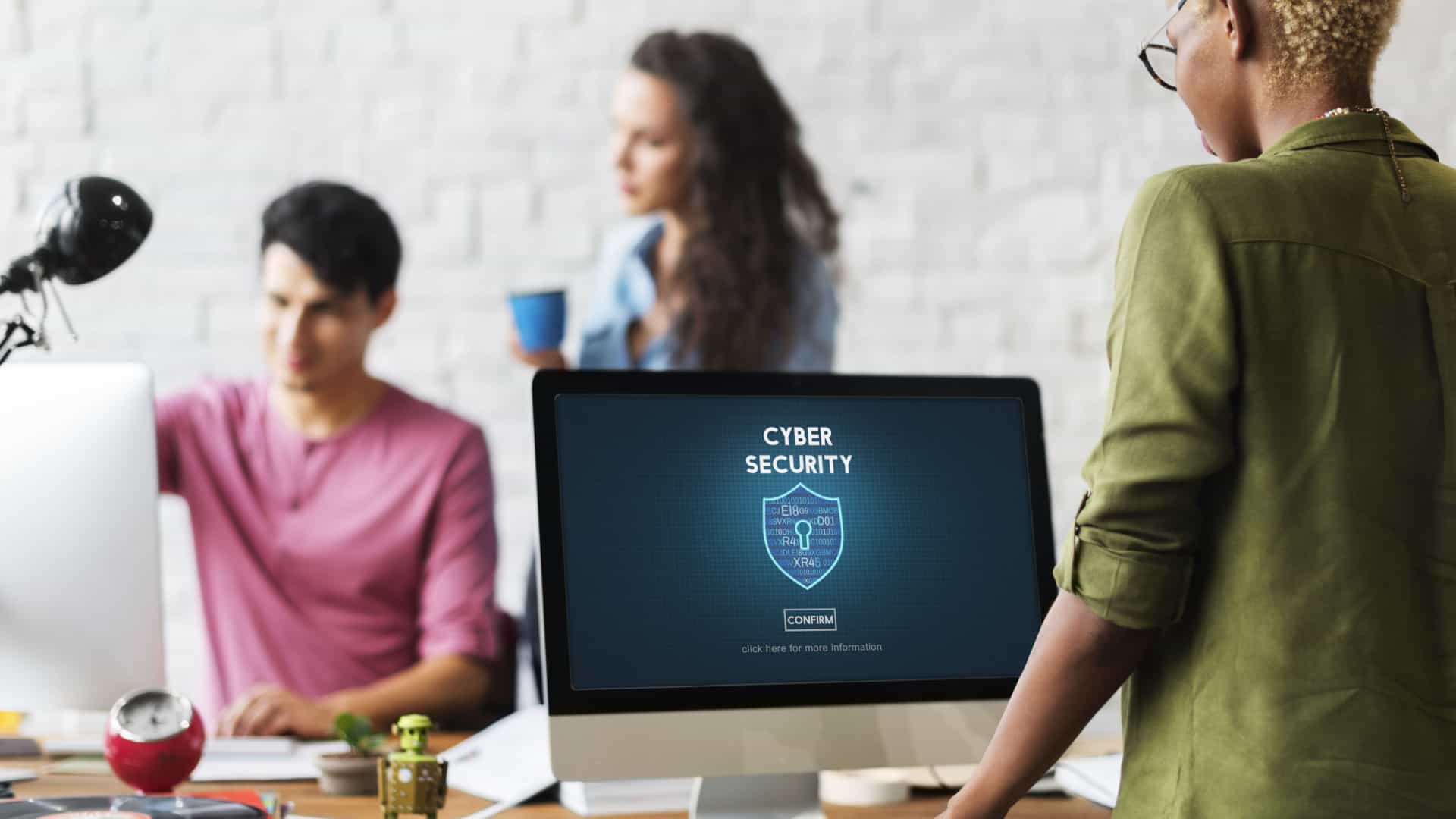 Cybersicherheit: Mitarbeiter gefährden Unternehmen durch ...