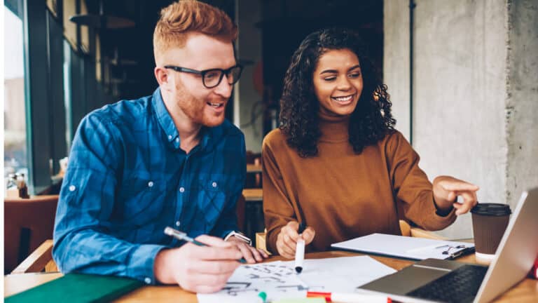 Die Digitalisierung ins eigene Unternehmen integrieren 1 E Learning shutterstock 10343786321920x1080