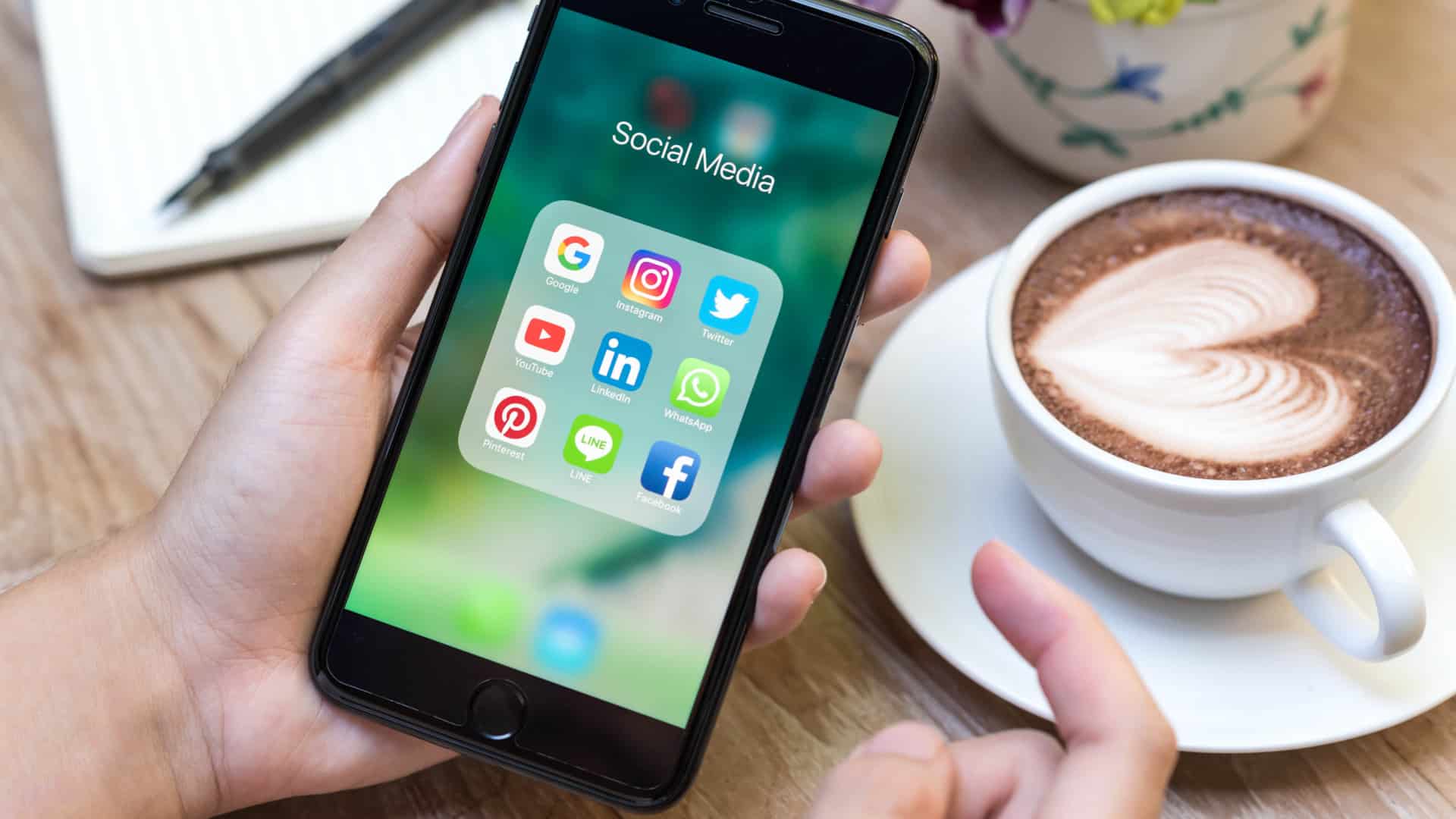 Generation Online: Wie stark soziale Medien unser Leben beeinflussen 1 Social Media