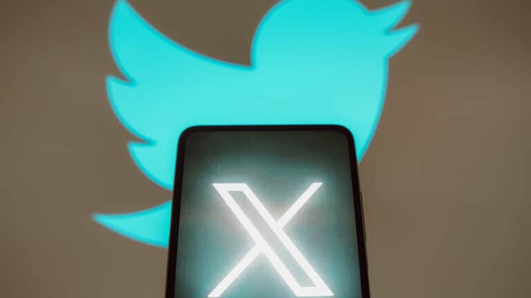 X hat 2023 seine Werbeeinnahmen halbiert 1 Twitter X