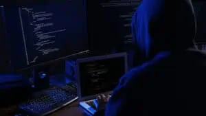 Hacker, Cyberangriff