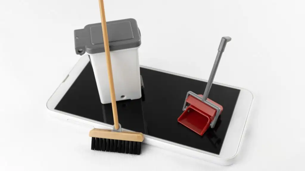 Smartphone cleanup