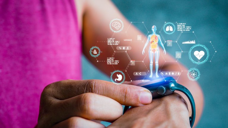 Körperwaage, Fitnessarmband und Co.: Cybersicherheit von smarten Fitnessgeräten 1 Datenschutz, Cybersicherheit, smarte Fitnessgeräte, Smartwatch