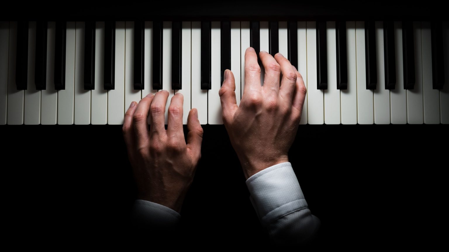 PianoScam Der nigerianische Prinz ist zurück und er spielt Klavier