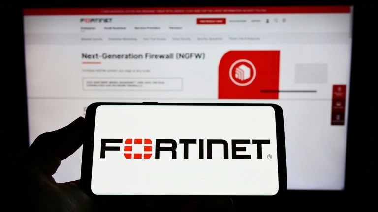 Angreifer im System: Drei kritische Lücken in Fortinet aktiv ausgenutzt 3 Schwachstelle, Sichereitslücke, FortiManager, Fortinet