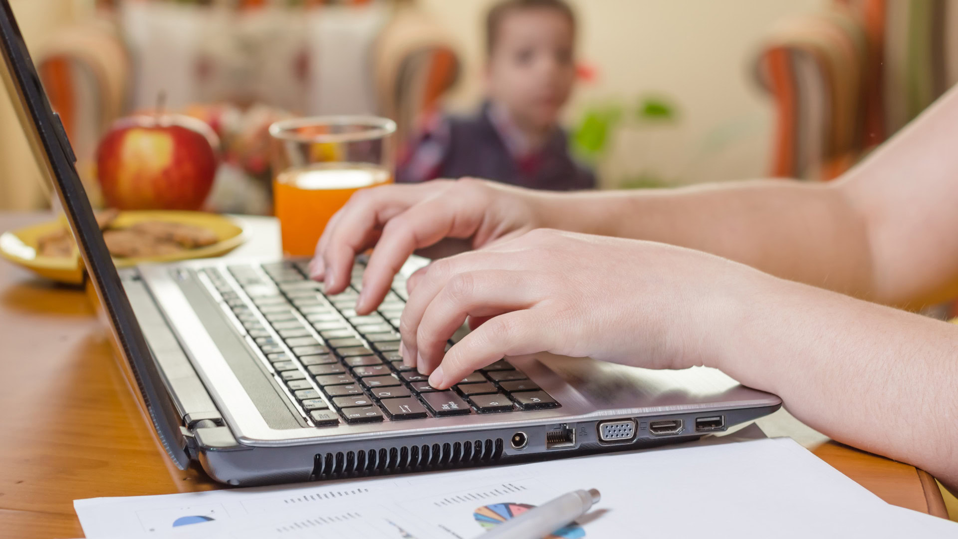 Sind Kinder ein Cyberrisiko im Home Office? 1 Kinder Home Office