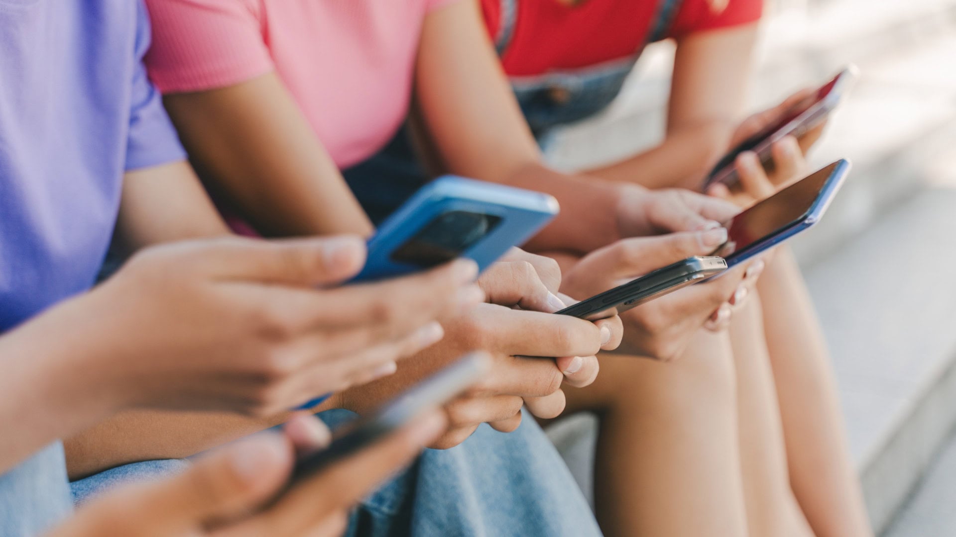 Bürgerinitiative fordert öffentliches EU-Social-Media 1 Social Media Kinder