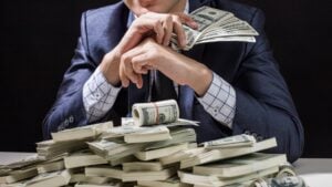 Hacker, cyberkriminelle investieren, krypto geldwäsche, hacker geldwäsche, Investment, Cyberkriminelle, Geldwäsche