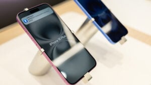 iPhone 16 Plus