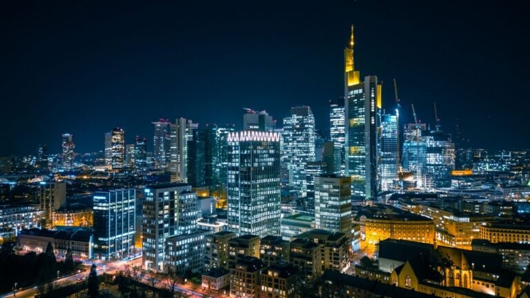 Digitalisierung, Frankfurt digitaler Standort, Digitale Hauptstadt Frankfurt, franktfurt digital 2025, Internetknoten Frankfurt, Frankfurt Digital Ranking 2025, Frankfurt, Digitale Transformation