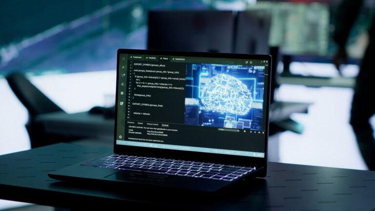 Fast täglich ein Fall: 320 nordkoreanische IT-Spione dokumentiert 1 Laptop KI