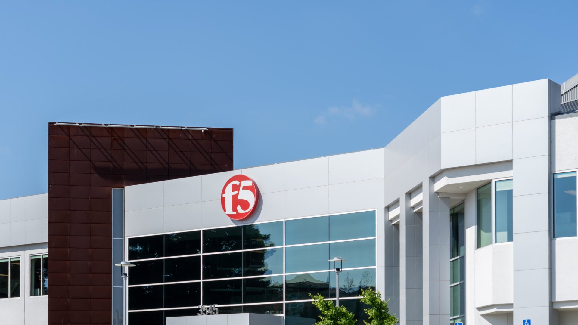 F5 übernimmt KI-Sicherheitsspezialist CalypsoAI 1 F5