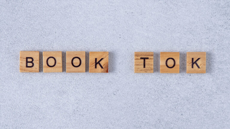 #BookTok erobert die Bücherwelt 1 Book Tok