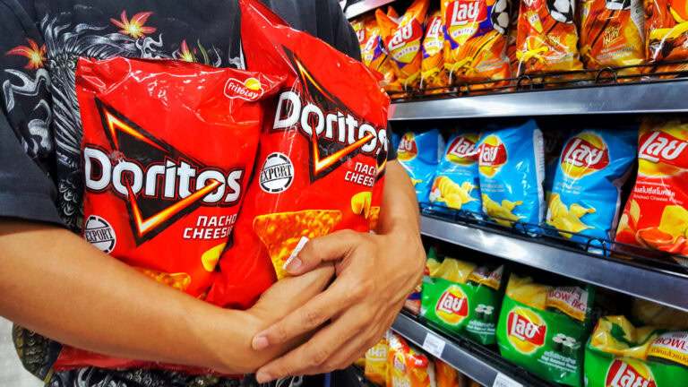 Wegen Doritos-Tüte: KI-Waffenerkennung löst Polizeieinsatz aus 5 Doritos