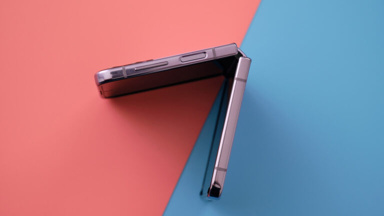 Samsung Galaxy Z Flip4