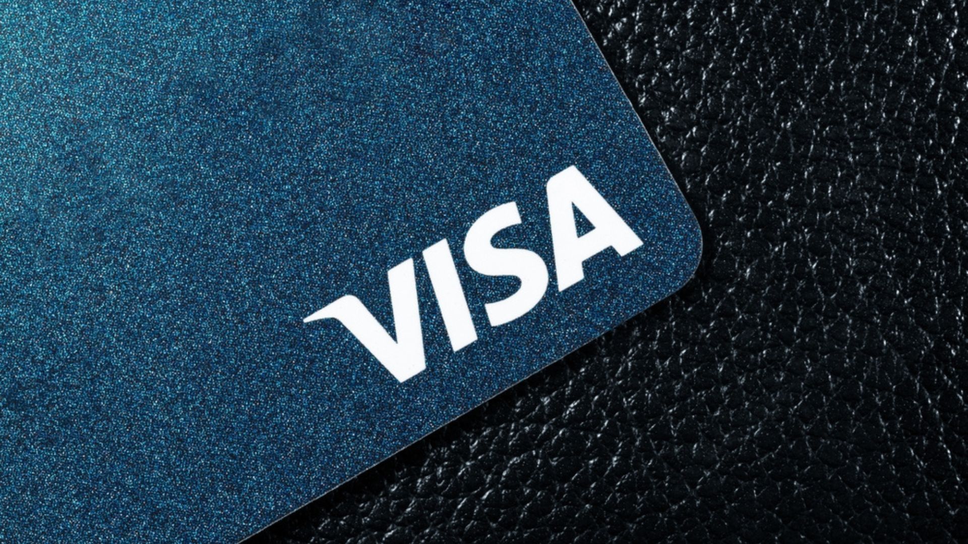 Bezahlen per ChatGPT: Visa öffnet Netzwerk für KI-Käufe 1 visa Bildquelle: Klochkov SCS/Shutterstock