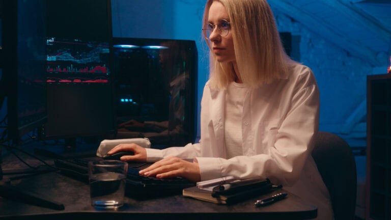 Frauen Cybersicherheit