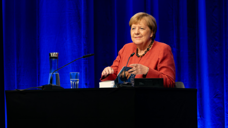 Digitalkonferenz re:publica startet mit Angela Merkel 8 Merkel