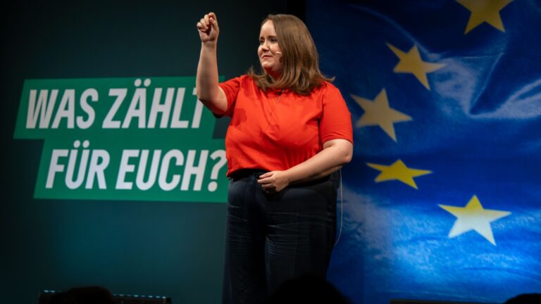 Ricarda Lang, sexualisierte digitale Gewalt, Grünen-Politikerin digitale Gewalt, Deepfakes Gesetz Deutschland, Deepfakes, digitale Gewalt, Politik