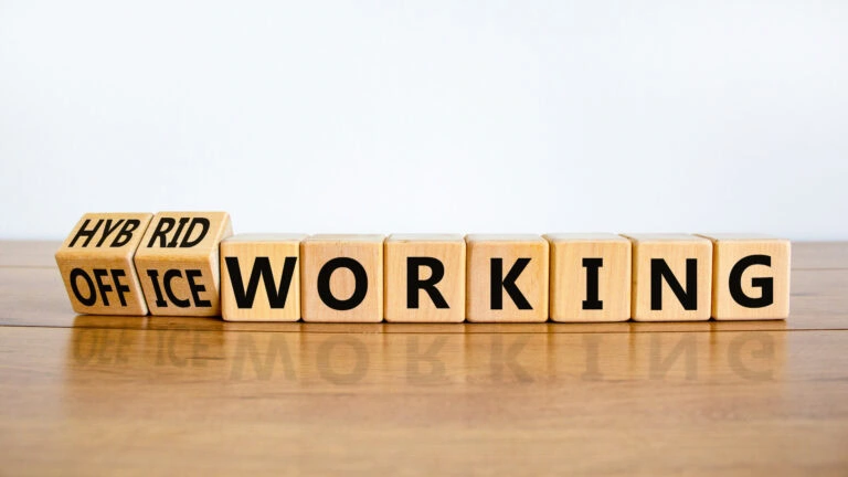 Wenn flexible Arbeit auf klassische Supportzeiten trifft 8 Hybrid-Work