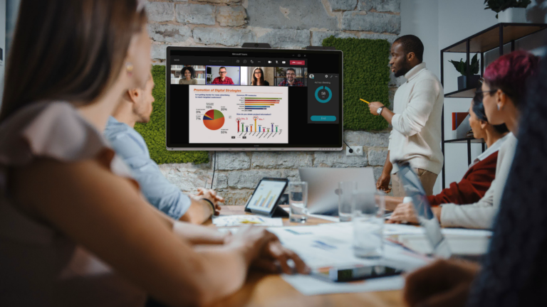 Hybride Meetings im Jahr 2026: Mit der richtigen Technik jetzt auch ohne Frust 4 Online-Meeting, hybride meetings 2026, Hybride Meetings, Meetings, Videokonferenz