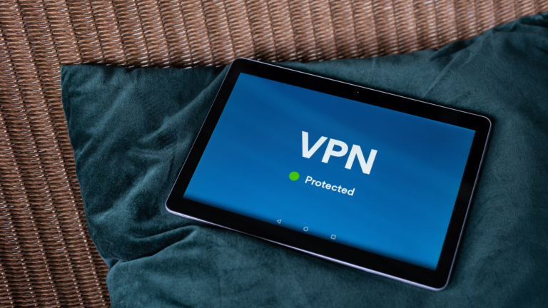 VPN - was steckt dahinter, wer braucht es und was bringt es wirklich? 7 Virtual Private Network, VPN Sicherheit, was ist ein VPN und wie funktioniert es, wer braucht ein VPN wirklich, Datenschutz online,. VPN, Cybersicherheit