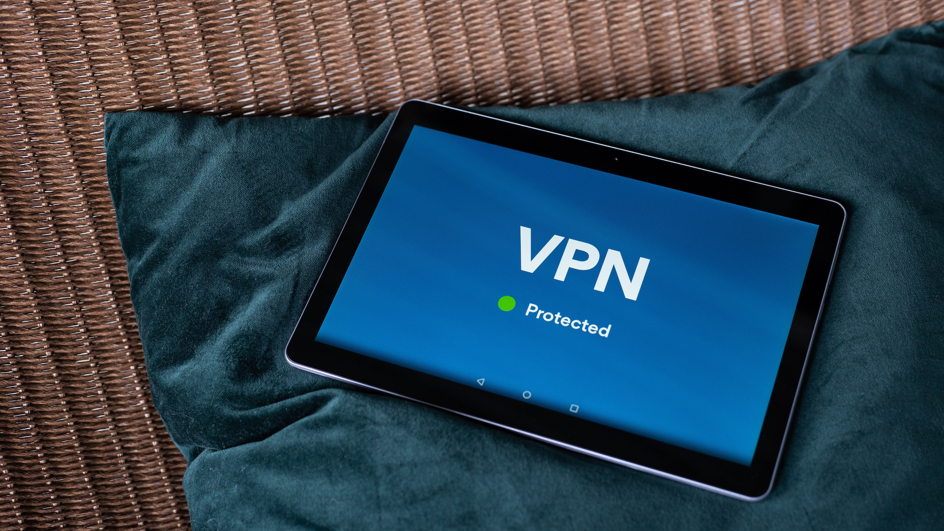 VPN - was steckt dahinter, wer braucht es und was bringt es wirklich? 1 Virtual Private Network, VPN Sicherheit, was ist ein VPN und wie funktioniert es, wer braucht ein VPN wirklich, Datenschutz online,. VPN, Cybersicherheit