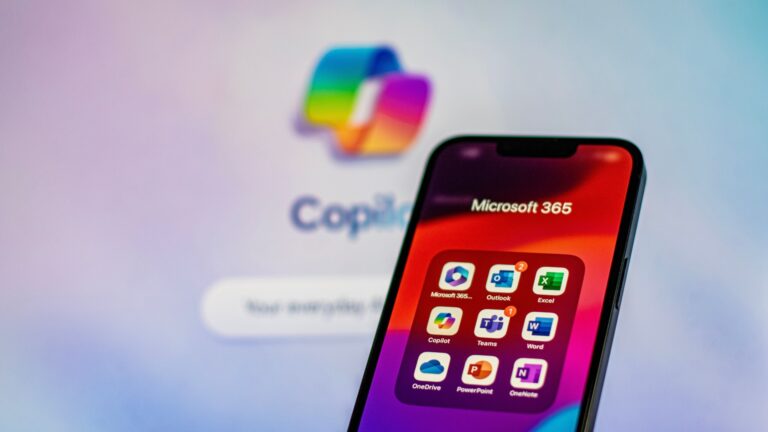 Microsoft 365: Der KI-Agent als neuer Kollege 3 Microsoft, Microsoft 365, Microsoft 365 KI, KI Agenten Microsoft, Microsoft Copilot, KI Agenten als digitale Mitarbeiter in Microsoft 365, Einführung von KI Agenten in Microsoft 365 Workflows, KI-Agent, KI