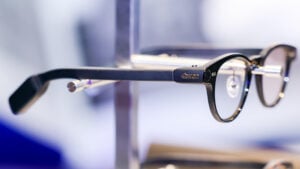 Qwen-Glasses