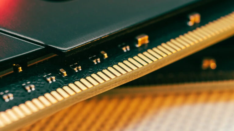 DRAM-Engpass: Hersteller sollen bereits ausverkauft sein