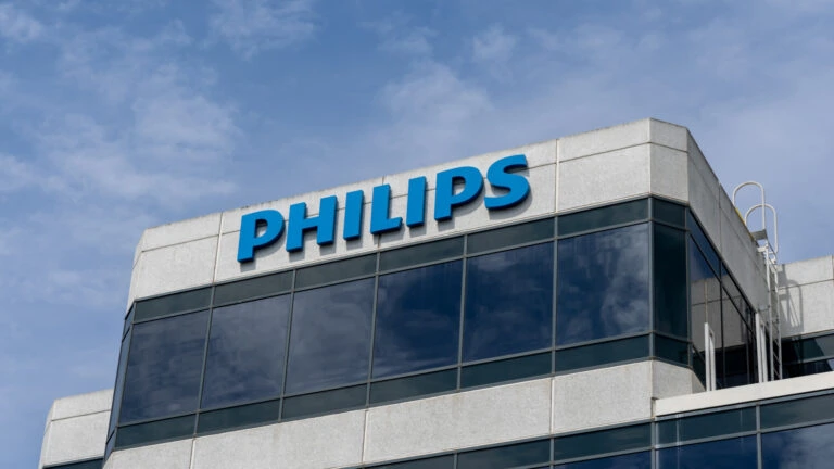 Philips und GE untersuchen Datendiebstahl-Behauptungen