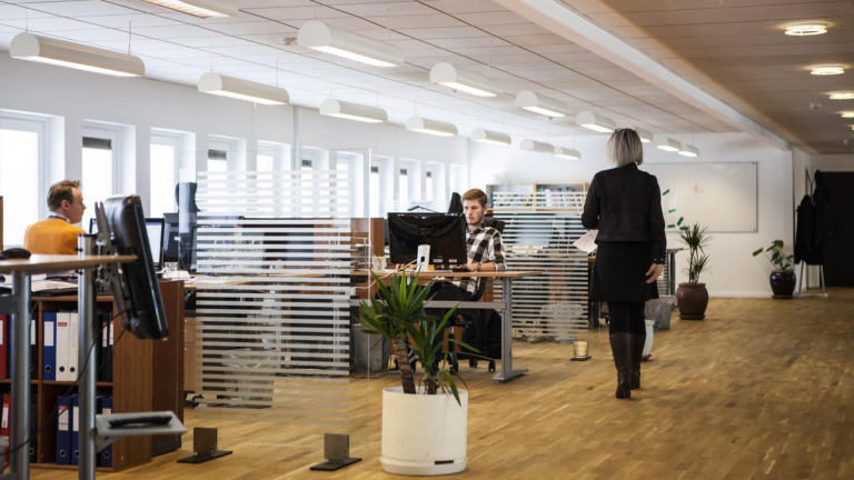 Management-Prozesse mit Unterstützung von intelligenten KI-Lösungen besser steuern